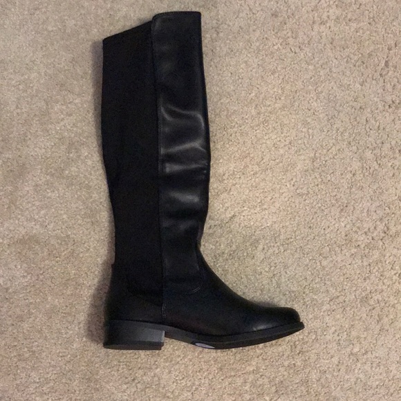 Size 6 1/2 M boots, brand Rampage. - Picture 4 of 5